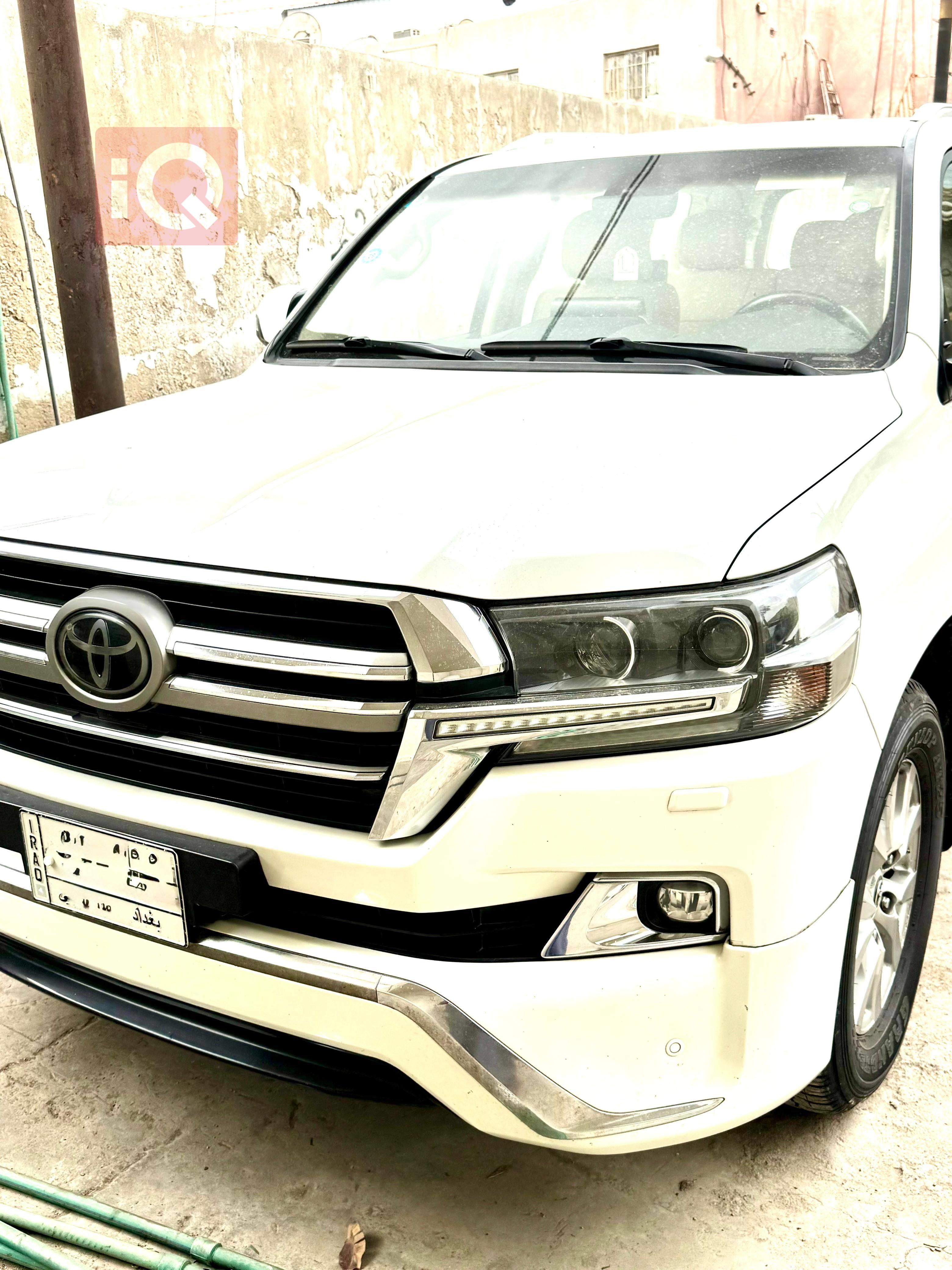 تويوتا لاندكروزر